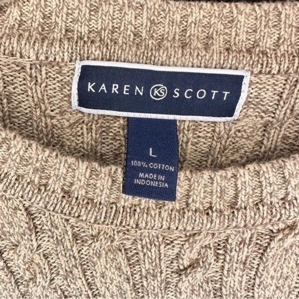 Karen‎ Scott size large